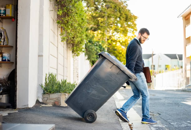 Best Commercial Cleanout Services  in Leonville, LA
